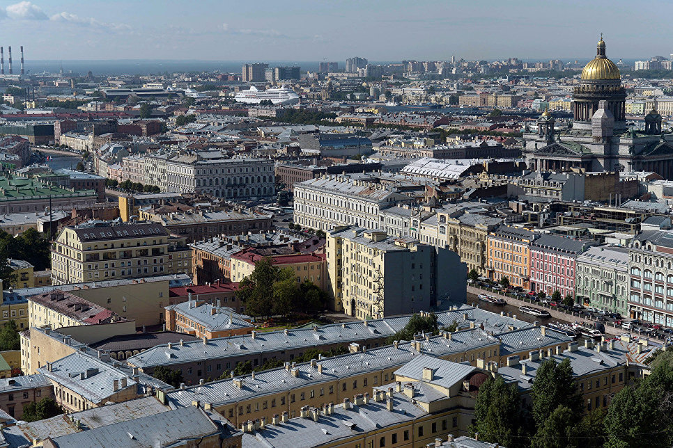 Вид на Санкт-Петербург